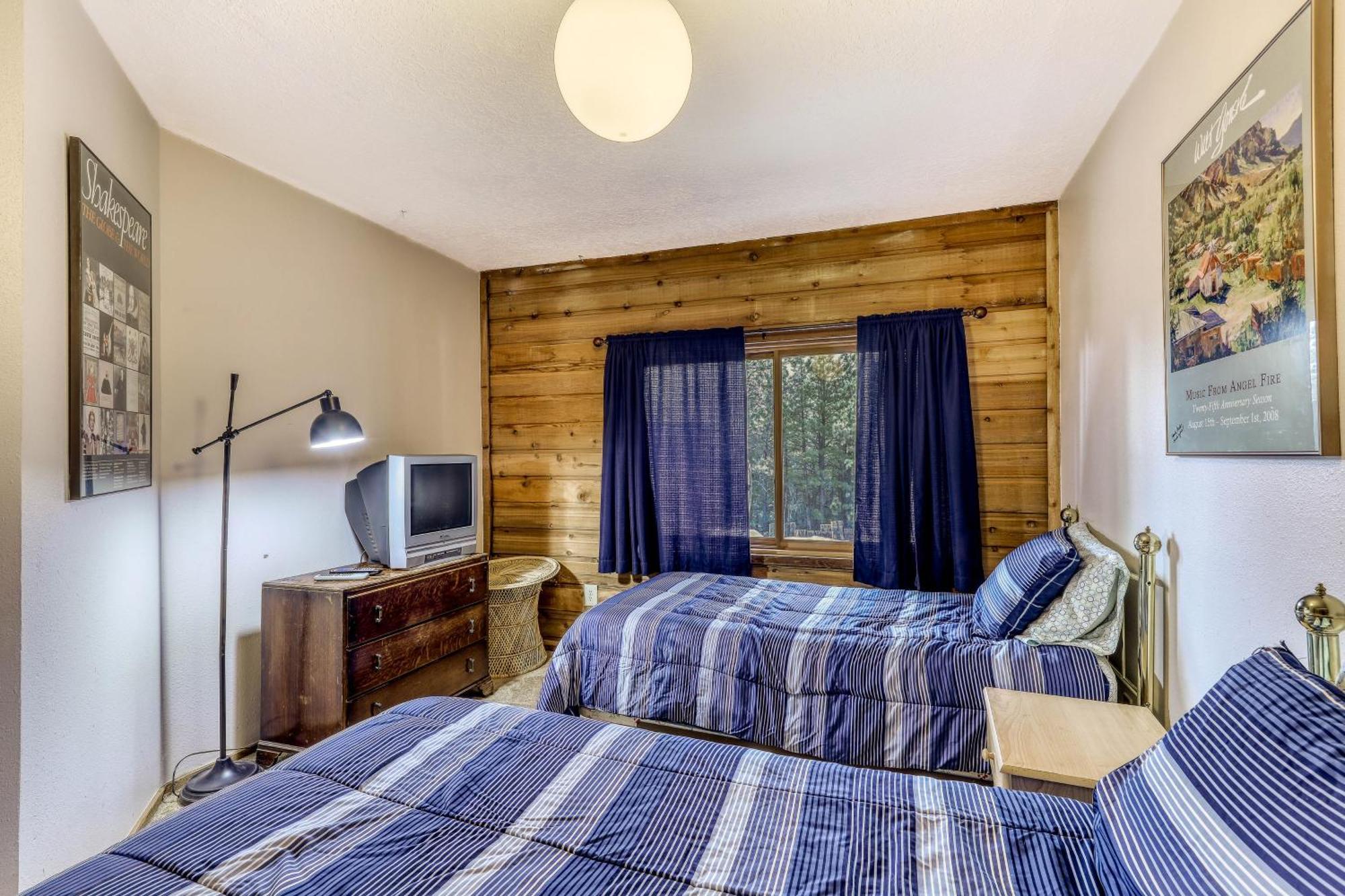 Lift Condos Angel Fire Room photo